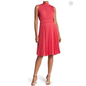 NWT NANETTE LEPORE Pleated Sleeveless Dress